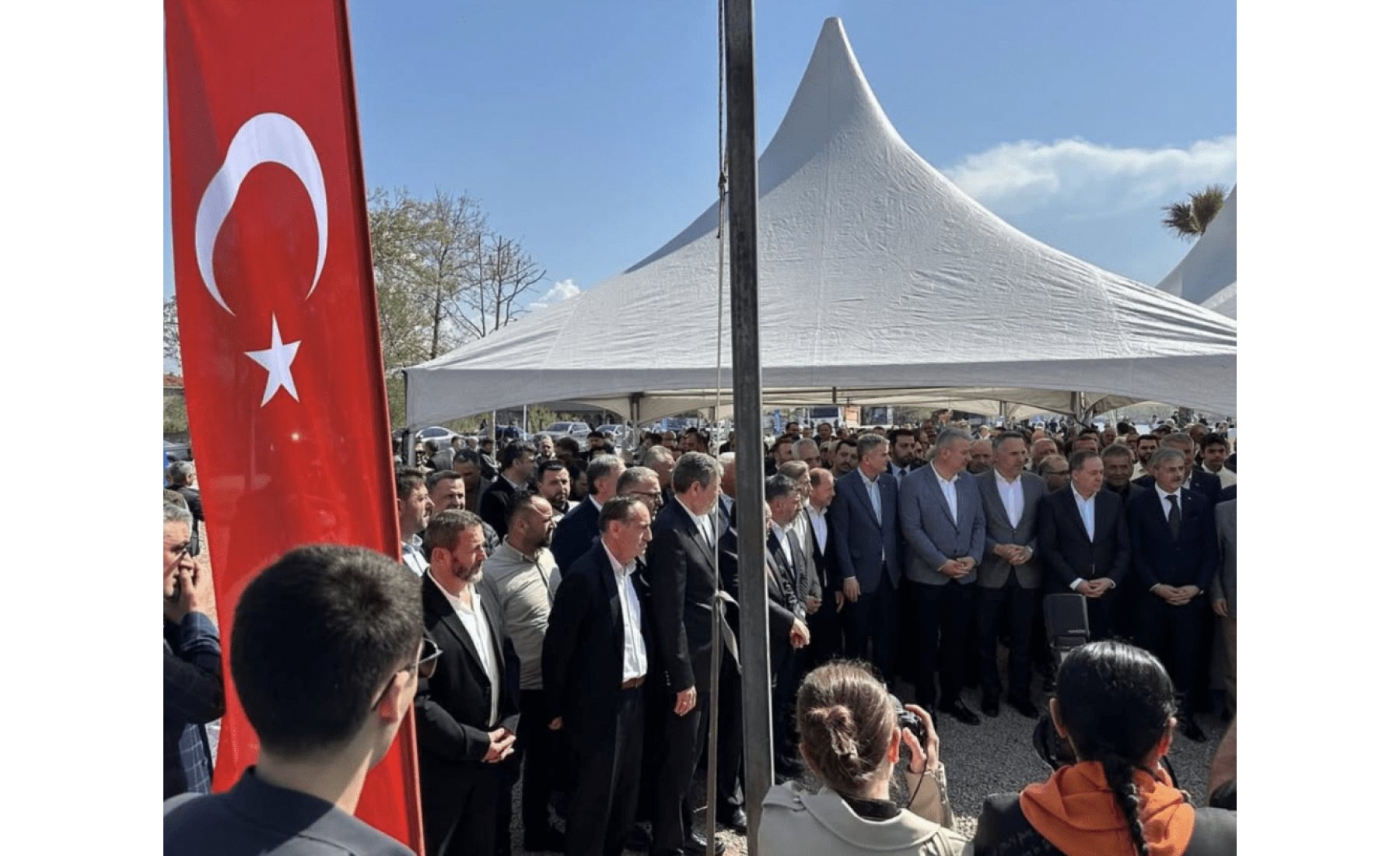 Karasu Sahil Düzenleme ve Rekreasyon Projesi açılış töreniyle hizmete girdi. Proje, sosyal yaşam ve turizme değer kattı.