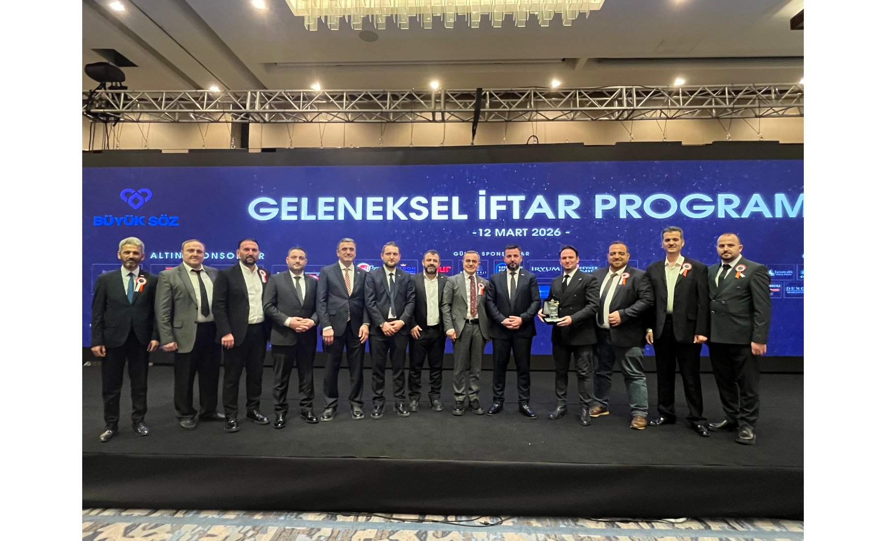 Üst düzey devlet protokolü ve iş dünyasının yoğun katılımıyla İstanbul’da gerçekleşen ASRİAD  Genel Merkezi 4. Olağan Genel Kurulu’nda Sakarya damga vurdu.