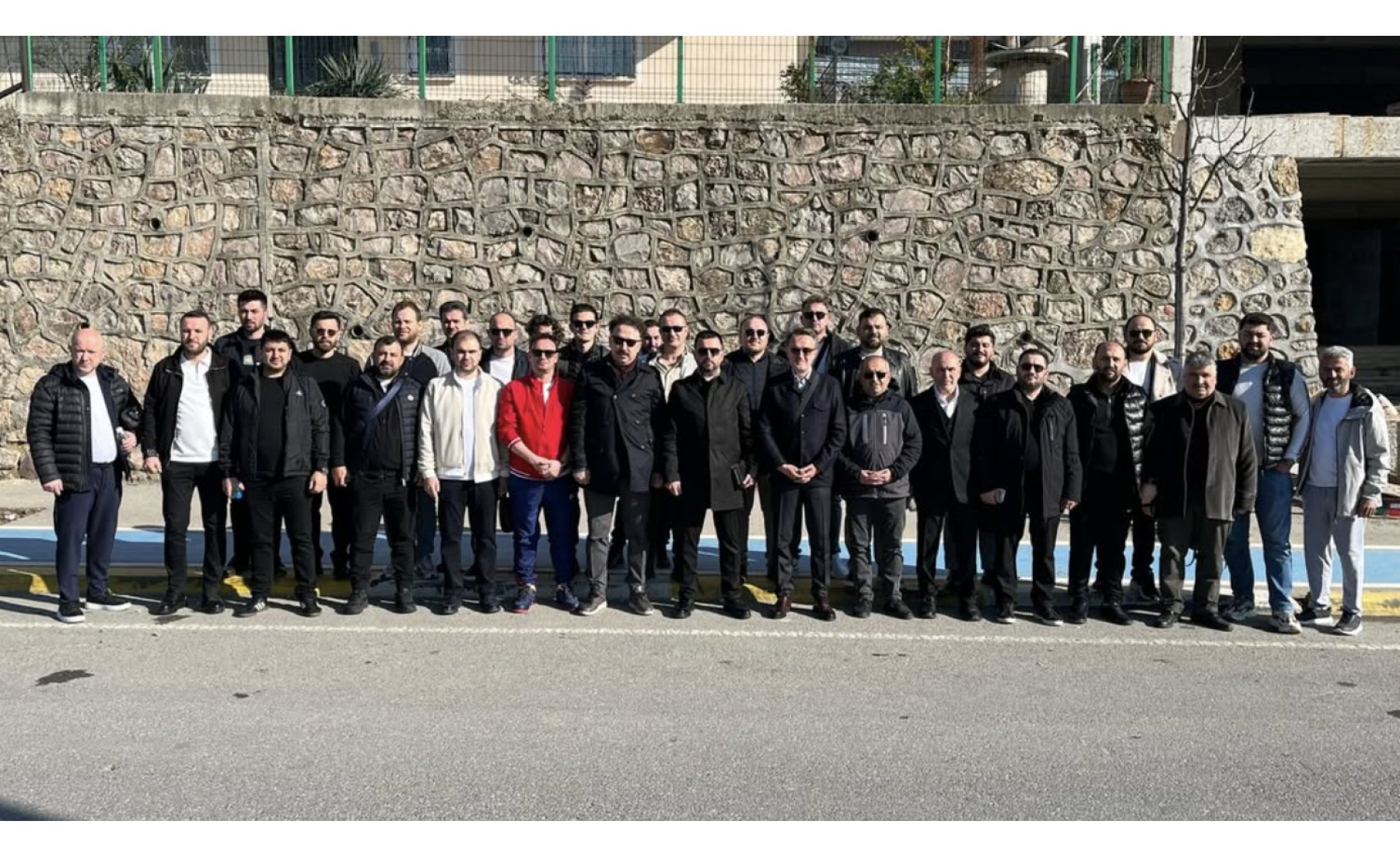 ASRİAD Sakarya heyeti, yeni iş birlikleri ve ticari fırsatları değerlendirmek üzere Balkanlar İş Forumu’na katılmak için yola çıkarak bölgesel iş ağlarını 